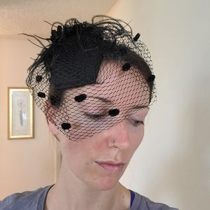 Veiled fascinator